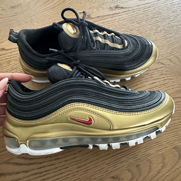 Nike air max 97 Qs black and metallic gold / red check size 6 men’s/ women’s 7.5 - Picture 6 of 7